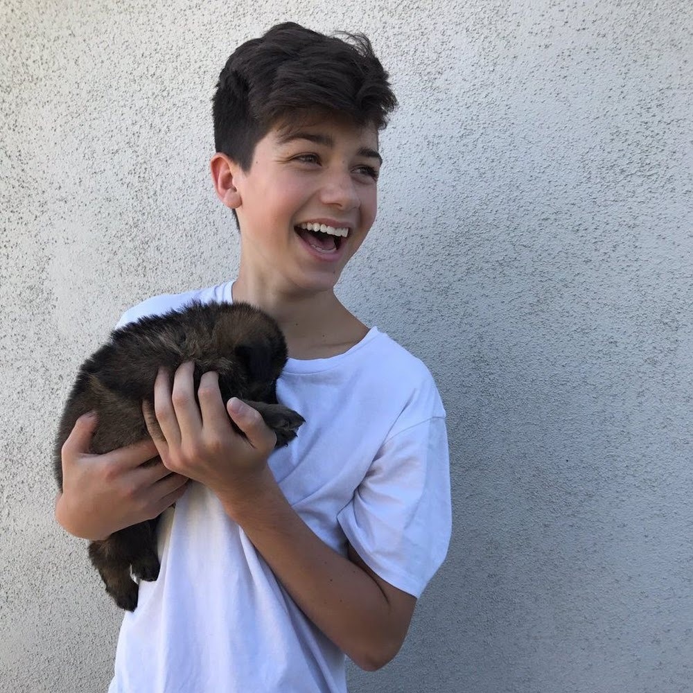 Meet your Posher, Julianna